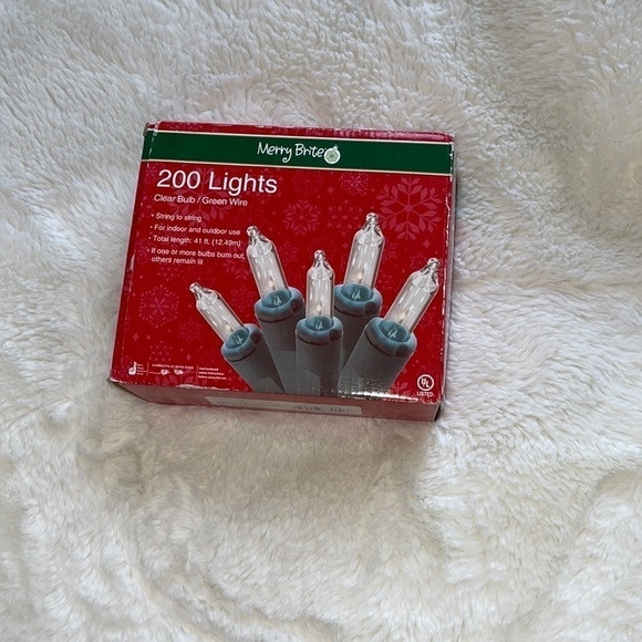 Merry brite 200 white lights used once to check if the work snd stored away - Picture 3 of 5